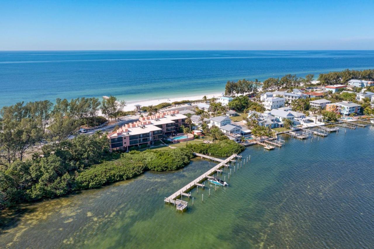 Coquina Tropics-3 Bedrooms- Bathroom-Water Views From Every Room Bradenton Beach Exterior photo