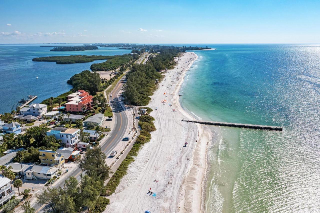 Coquina Tropics-3 Bedrooms- Bathroom-Water Views From Every Room Bradenton Beach Exterior photo