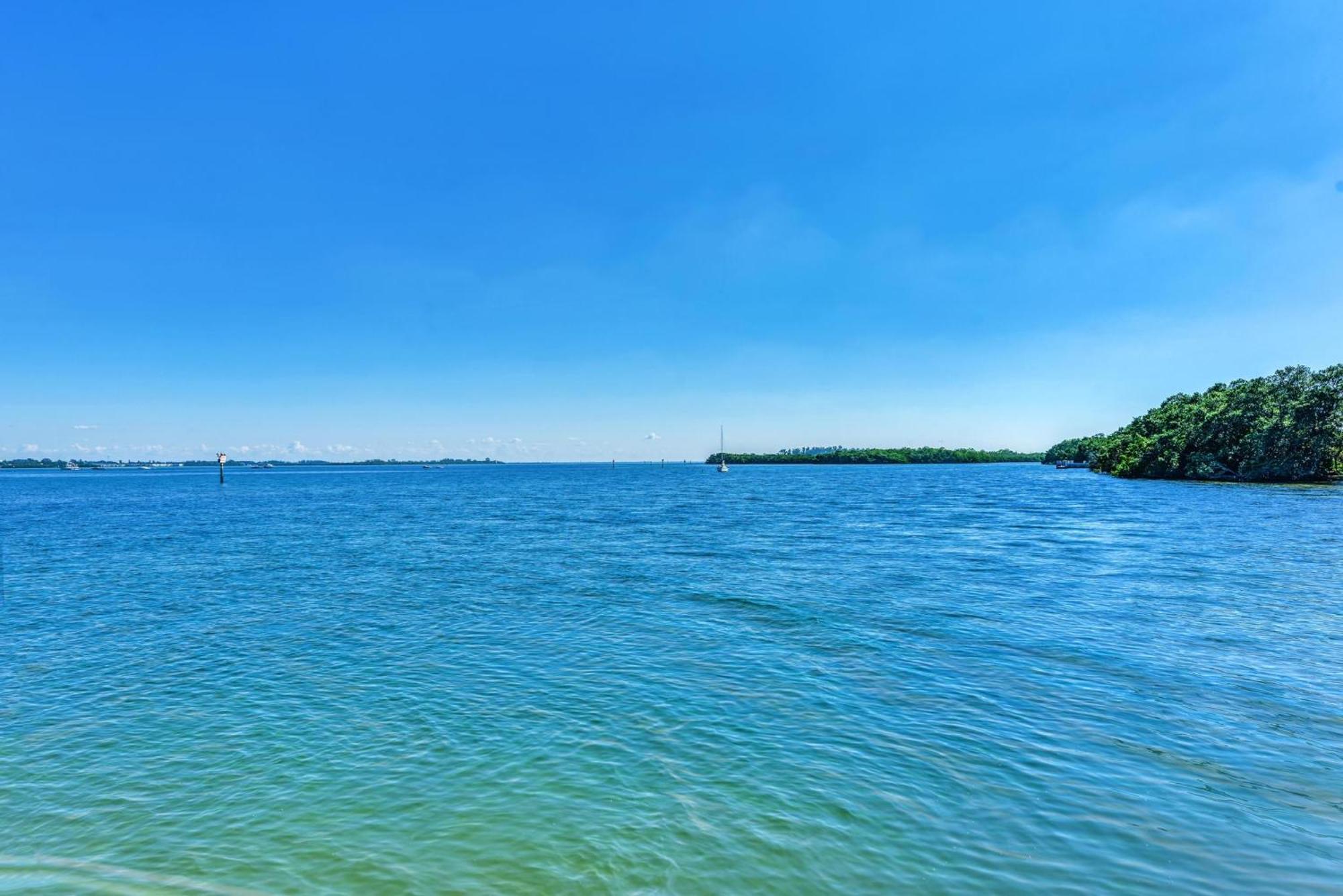 Coquina Tropics-3 Bedrooms- Bathroom-Water Views From Every Room Bradenton Beach Exterior photo