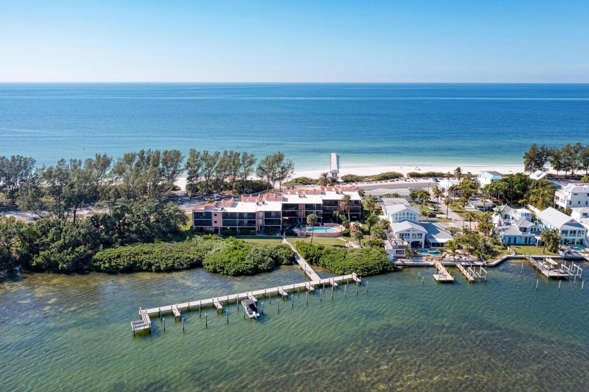 Coquina Tropics-3 Bedrooms- Bathroom-Water Views From Every Room Bradenton Beach Exterior photo