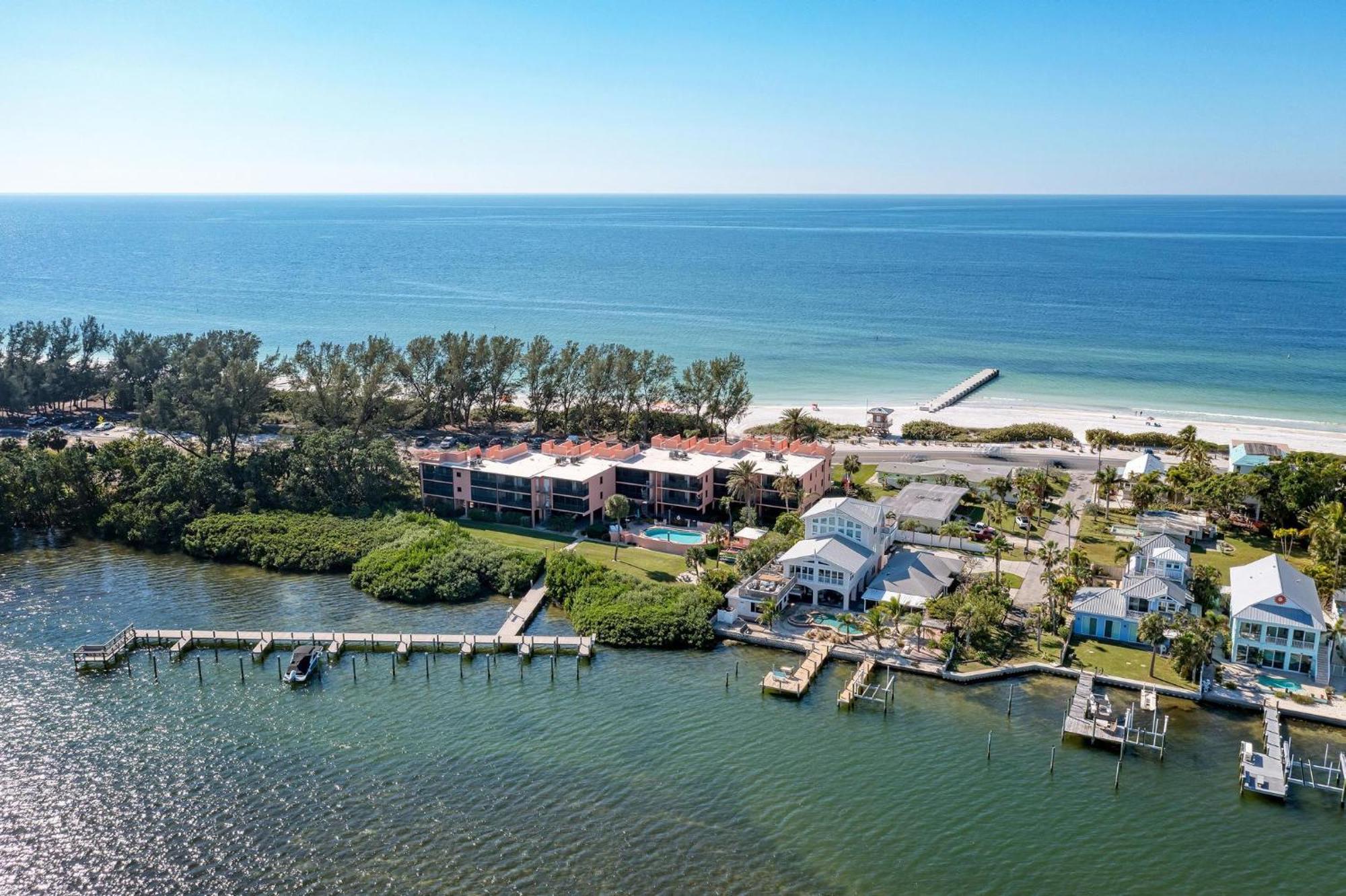 Coquina Tropics-3 Bedrooms- Bathroom-Water Views From Every Room Bradenton Beach Exterior photo