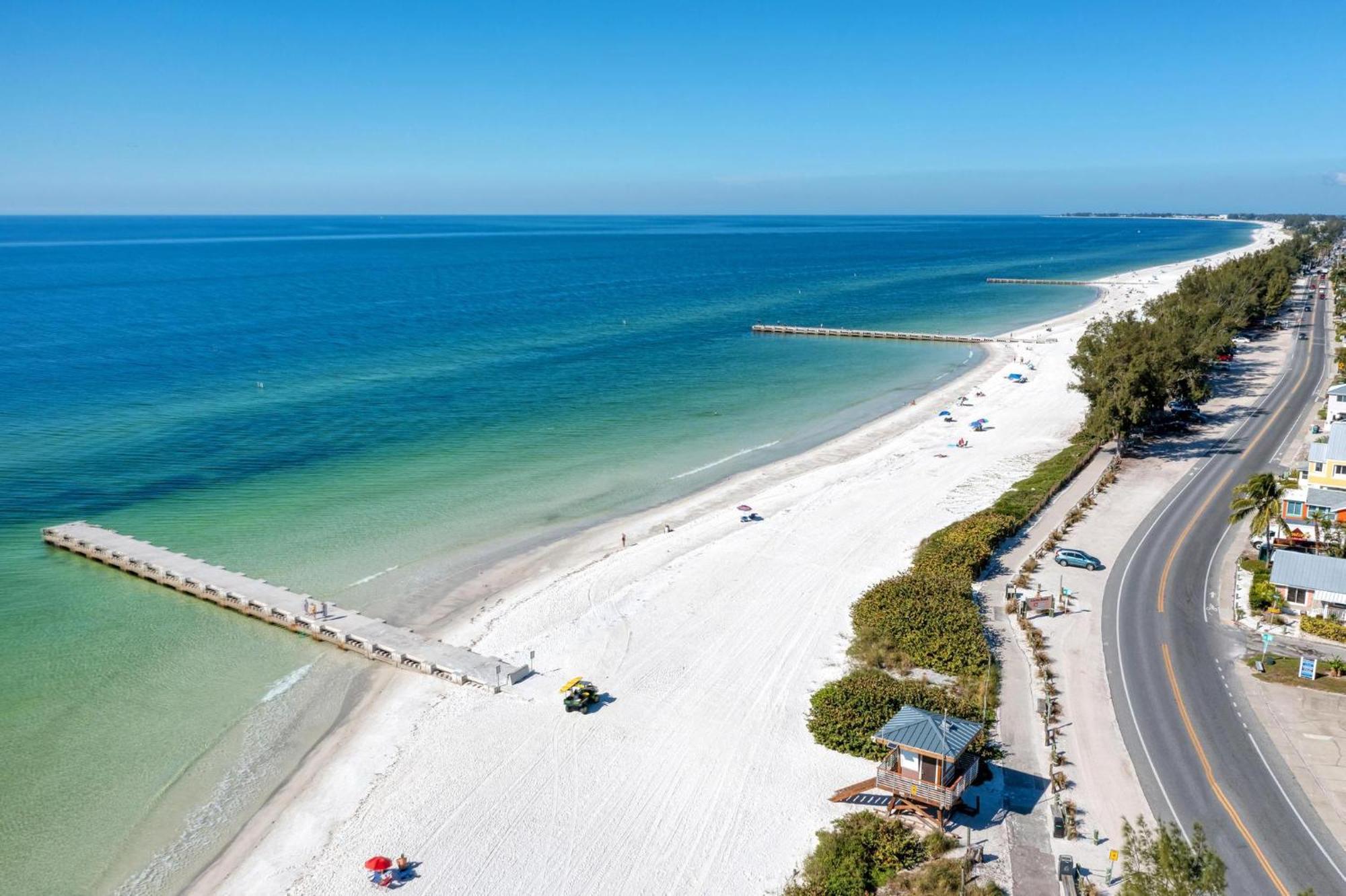 Coquina Tropics-3 Bedrooms- Bathroom-Water Views From Every Room Bradenton Beach Exterior photo